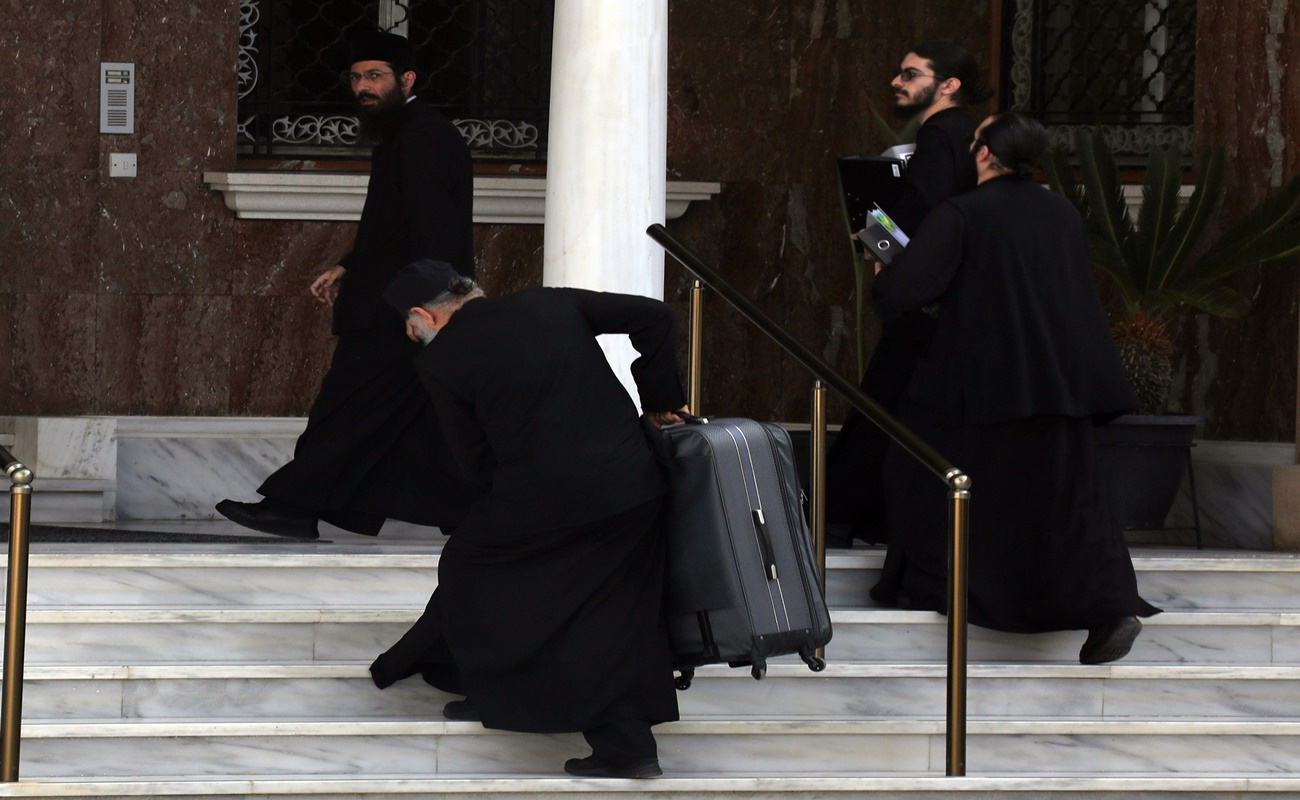 Πέντε νέες κατηγορίες για Νεκτάριο και Πορφύριο