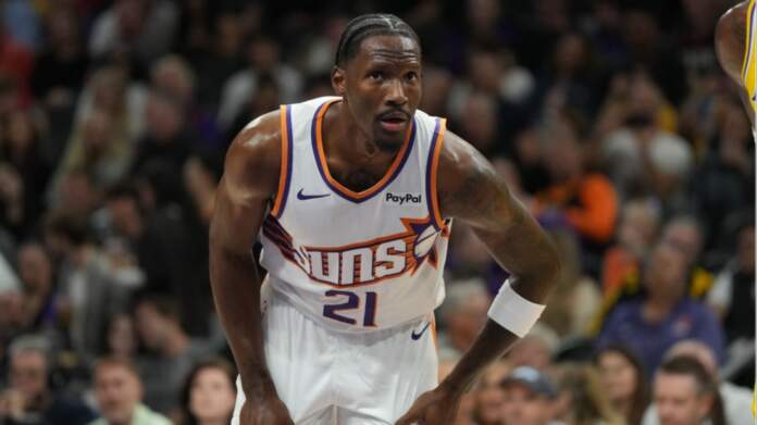 Nigel Hayes Davis Suns
