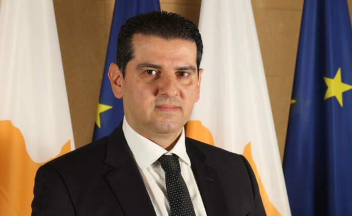 Mixalis Damianos Ypourgos Ygeias (1)