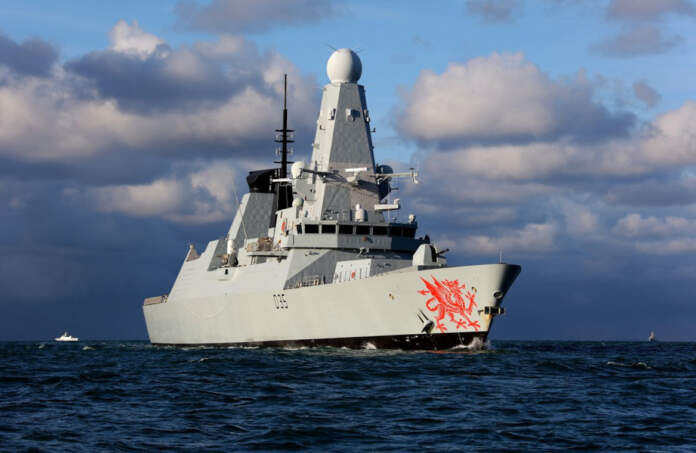Hms Dragon (1)