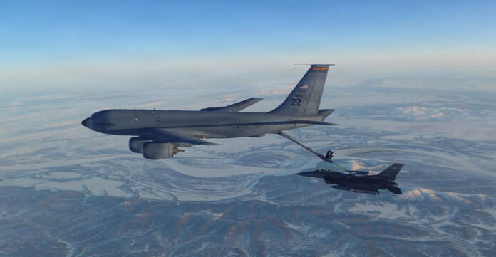 Maketa Kc 135