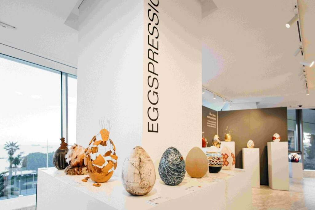 Photo 4 Eggspression