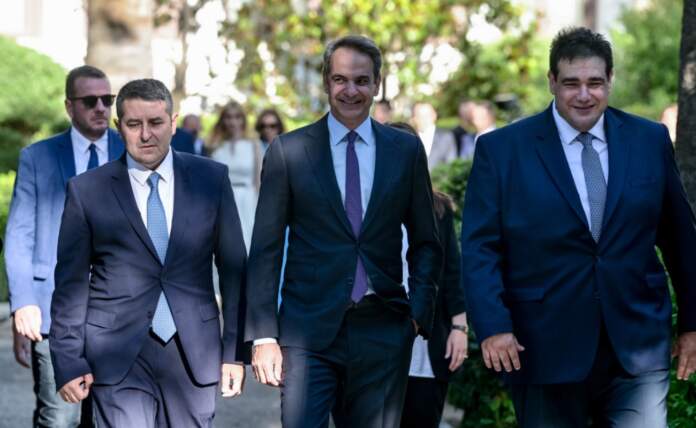 Mitsotakis Milonakis Livanios Euro 6251443