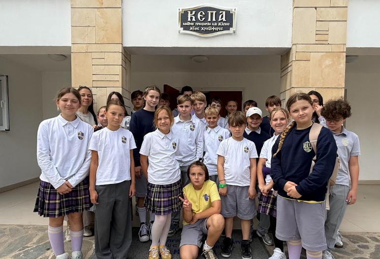 Students of Trinity share music and compassion during visit to KEPA Agios Christoforos