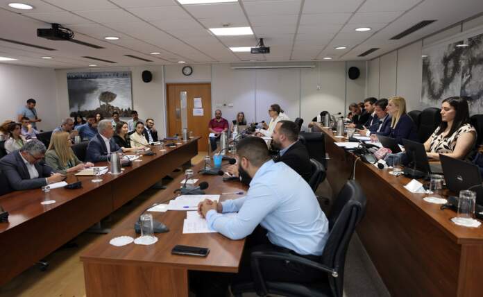 Επιτροπή Νομικών Υπουργός Δικαιοσύνης Κώστας Φυτιρής