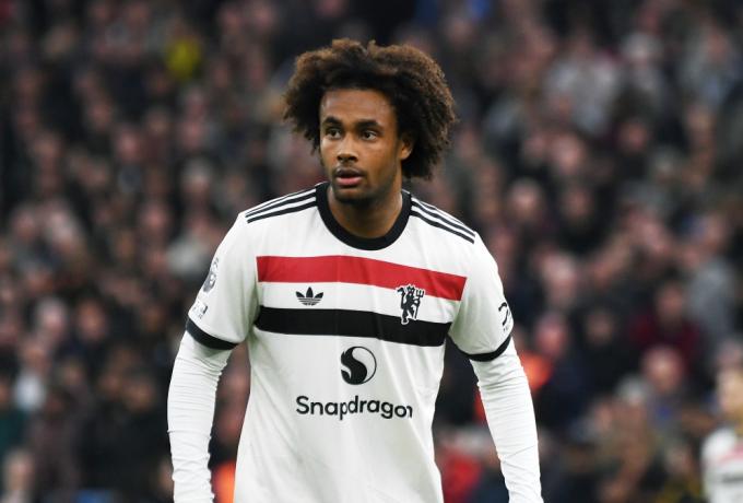 Joshua Zirkzee[1]