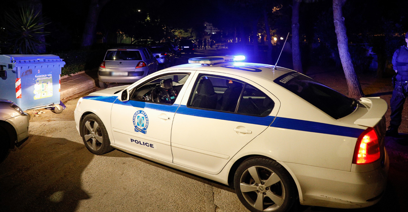 Θρίλερ στο Παγκράτι: Σορός άνδρα σε διαμέρισμα, προσήχθη ο αδερφός του