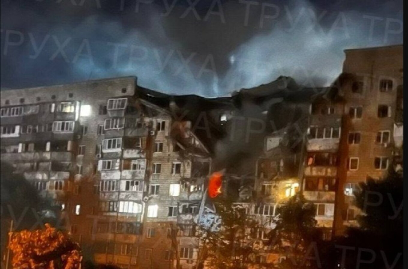 Νύχτα τρόμου στο Κίεβο με μπαράζ ρωσικών πυραύλων: Ισχυρές εκρήξεις, πυρκαγιές και τουλάχιστον